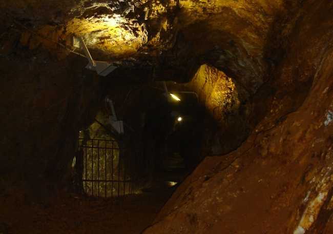 interno della galleria Val Toppa