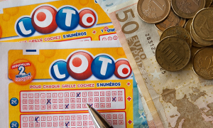 lotto biglietto soldi